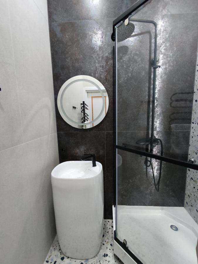 Brativ Rohatynciv 32 Lwów Zewnętrze zdjęcie