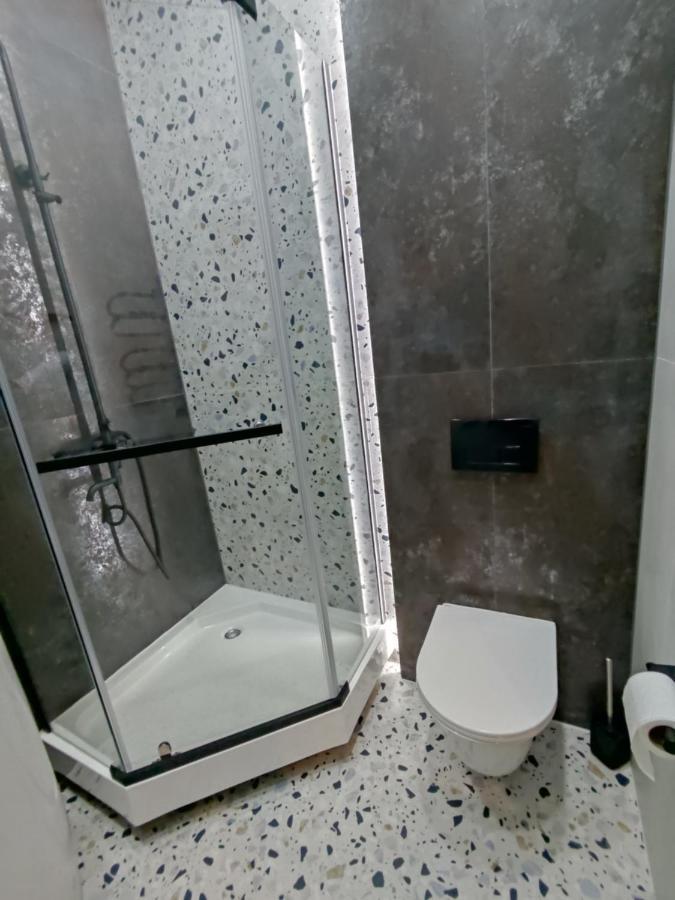 Brativ Rohatynciv 32 Lwów Zewnętrze zdjęcie